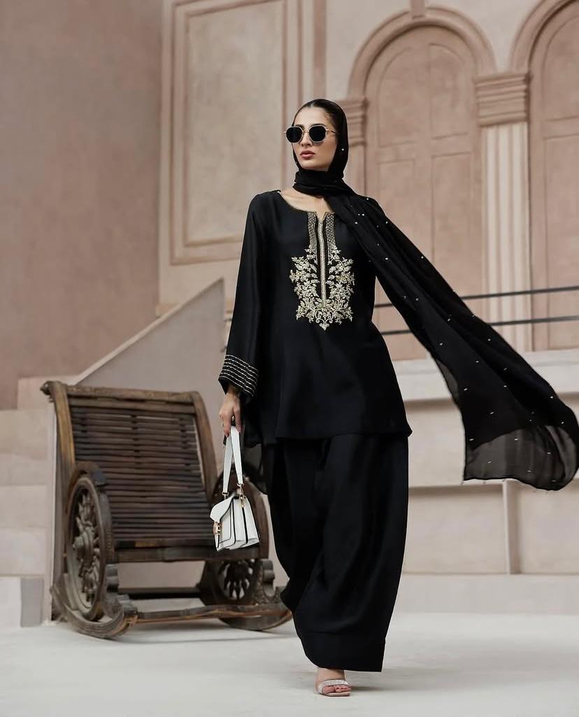 Black Handworked 3-Piece