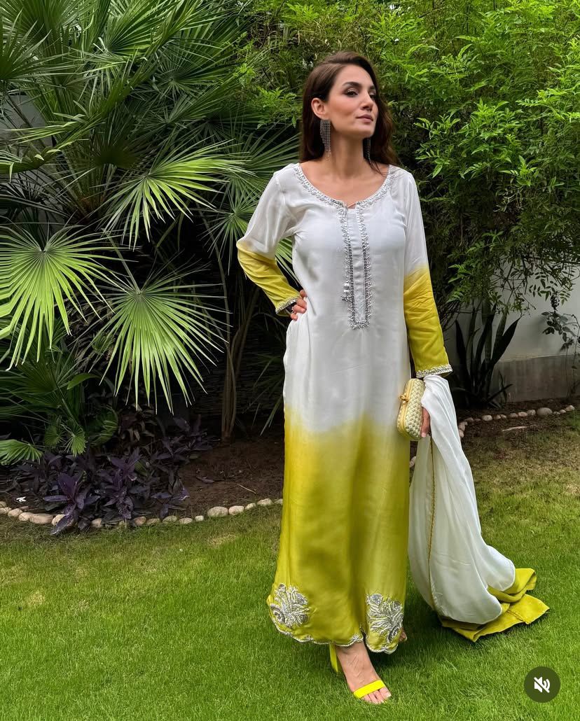 Two-Tone Tussle Silk Ensemble