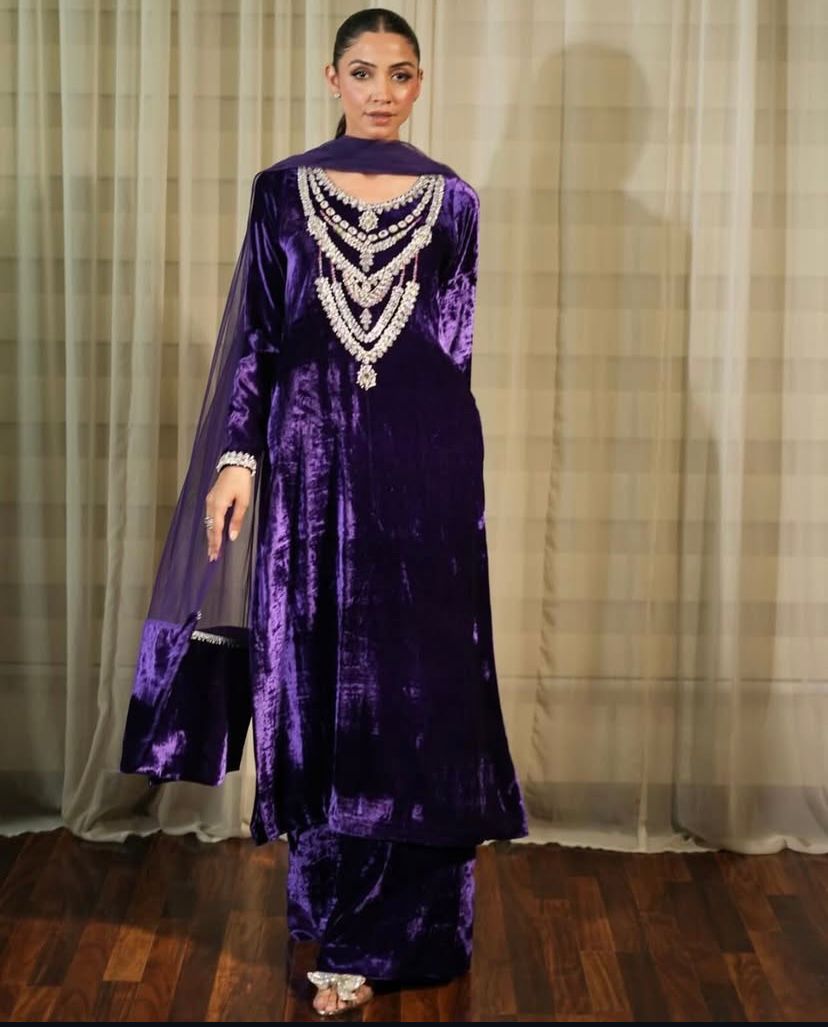 Velvet Royale 3-Piece