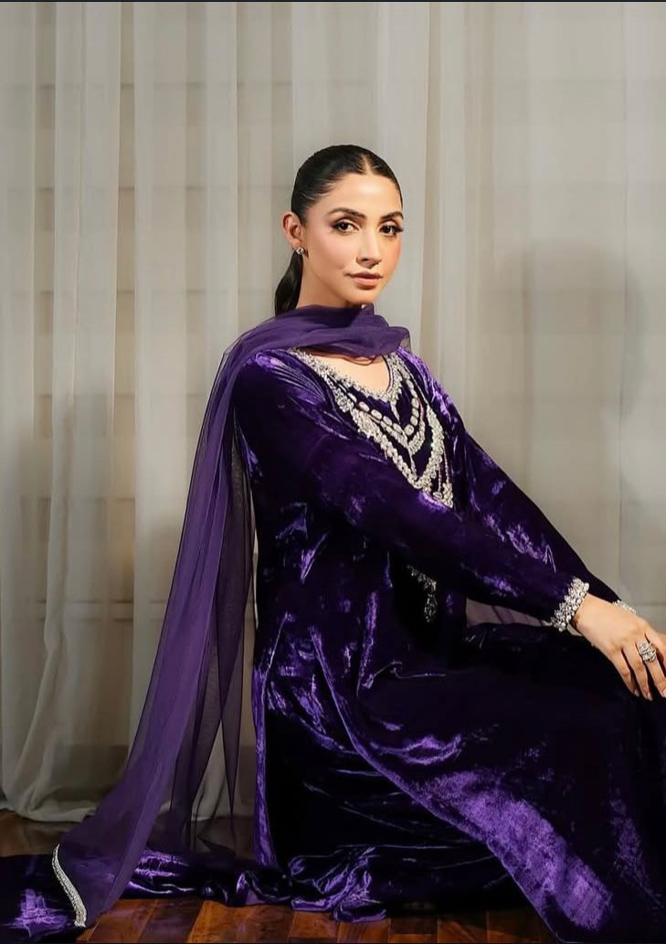 Velvet Royale 3-Piece